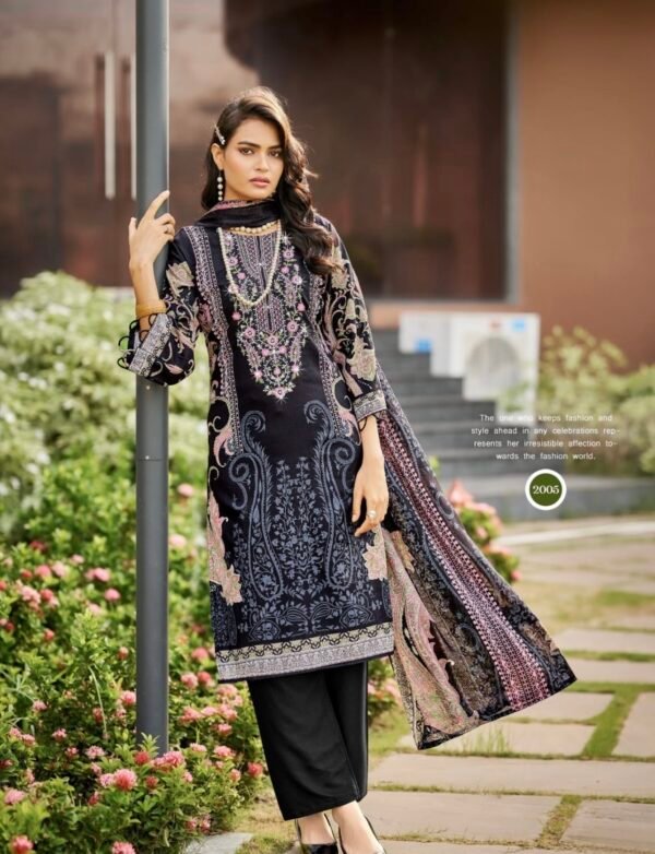 Screenshot Black Embroidered 3-Piece Pakistani Readymade Set