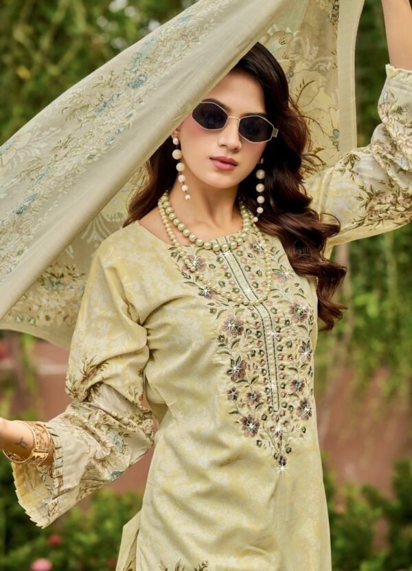 Screenshot Ivory Floral Printed with Embroidered 3-Piece Kurta Pakistani Readymade Set